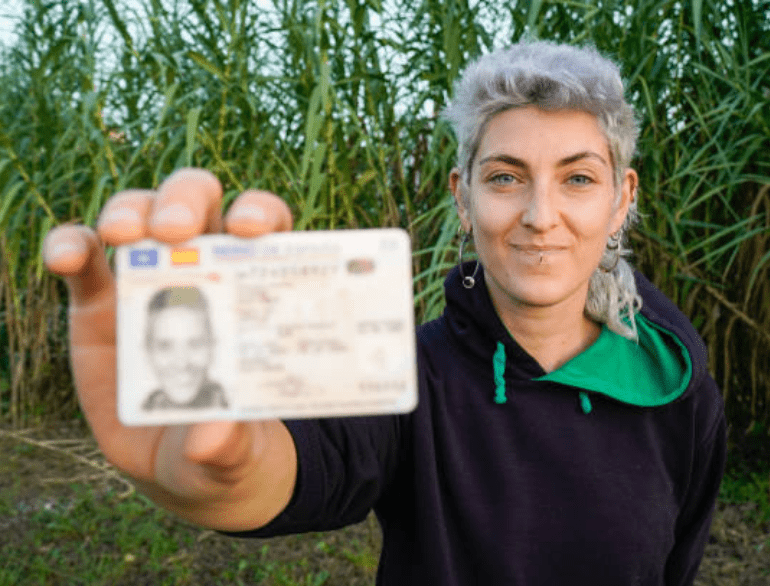 Buy identity card online Spain